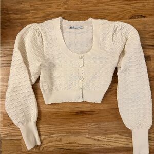 Zara Women's Cream Wave Knit Cardigan